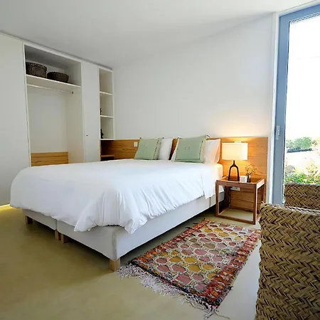 Stilvolle Und Luxurioese 2 Schlafzimmer In Moledo Сasa de vacaciones *