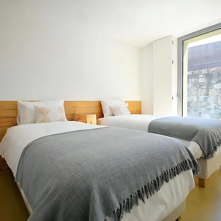 Stilvolle Und Luxurioese 2 Schlafzimmer In Moledo Caminha