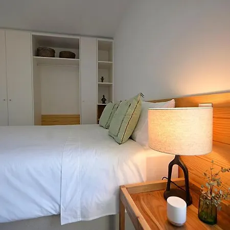 Stilvolle Und Luxurioese 2 Schlafzimmer In Moledo 別荘 カミーニャ